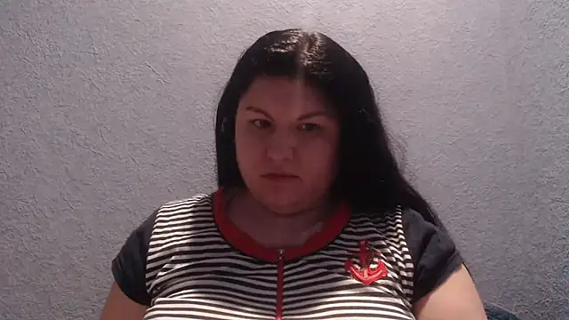 KiraSwee online show from 12/18/25, 03:38