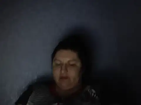 KiraSwee online show from 03/04/25, 08:16