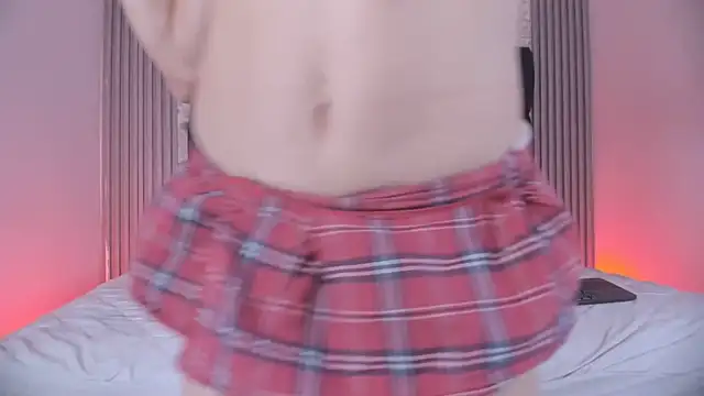 Ashlyaurora online show from 04/07/26, 04:36