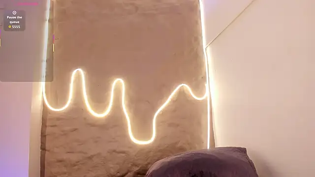 Snapshot of Demy_Ruiz chatting on 11/27/25, 02:23 Demy Ruiz online show from 11/27/25, 02:23