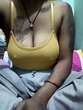 Snapshot of BJPRIYA1991 chatting on 09/20/25, 05:45 BJPRIYA1991 online show from 09/20/25, 05:45