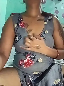 Snapshot of BJPRIYA1991 chatting on 07/14/26, 01:28 BJPRIYA1991 online show from 07/14/26, 01:28