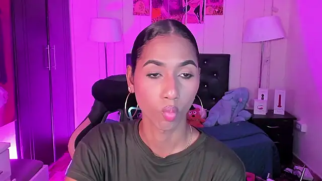 Snapshot of Alissemasiel chatting on 02/04/26, 05:41 Alissemasiel online show from 02/04/26, 05:41