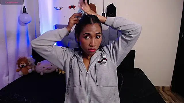 Alissemasiel online show from 11/26/25, 07:03