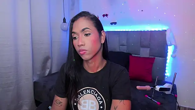 Snapshot of Alissemasiel chatting on 01/11/26, 09:44 Alissemasiel online show from 01/11/26, 09:44