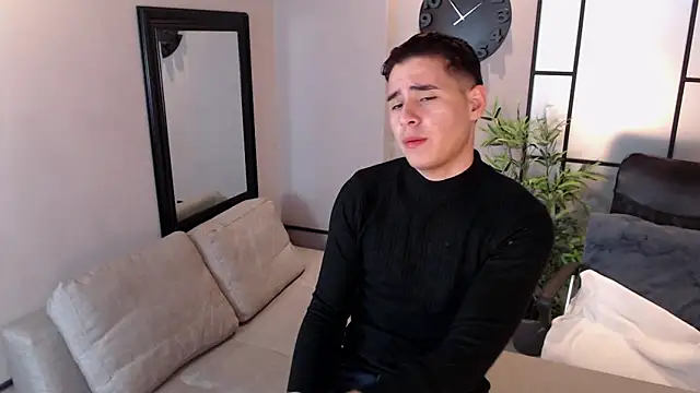 Gabriell ramirez online show from 03/20/25, 03:56