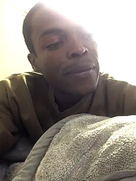 Snapshot of cumcum94 chatting on 10/20/25, 04:36 cumcum94 online show from 10/20/25, 04:36