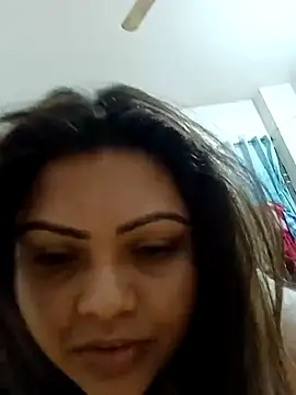 blue-berry07 online show from 11/12/25, 08:56