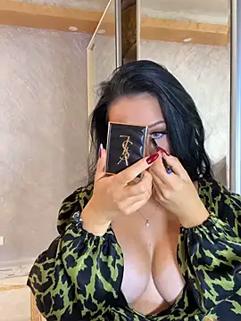 AlessiaExquisit online show from 04/19/26, 06:10