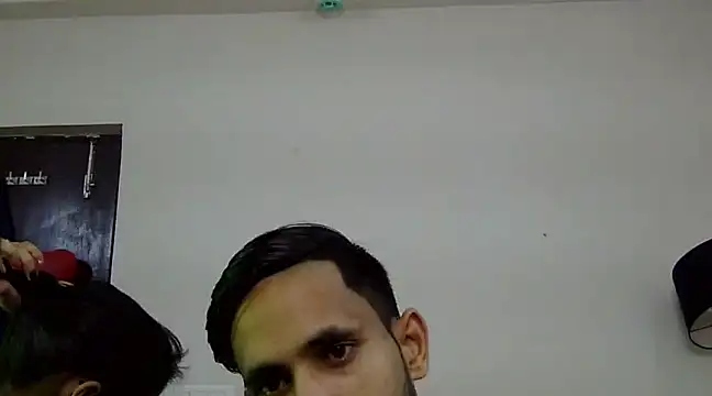 Snapshot of Queen_Couple chatting on 02/21/25, 05:31 Queen Couple online show from 02/21/25, 05:31