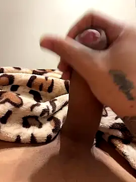 yeiyei oficial online show from 11/17/25, 03:43