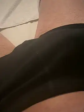 Snapshot of sark0606 chatting on 03/13/25, 07:06 sark0606 online show from 03/13/25, 07:06