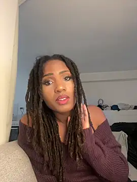 Aurianne online show from 11/30/25, 01:45