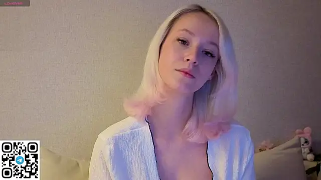 Anadeyaaa online show from 09/12/25, 01:50