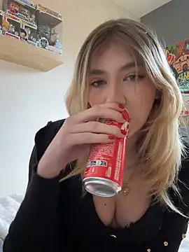 Snapshot of angeleyezlolita chatting on 02/08/25, 02:38 angeleyezlolita online show from 02/08/25, 02:38