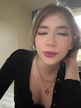 Snapshot of angeleyezlolita chatting on 02/06/25, 03:31 angeleyezlolita online show from 02/06/25, 03:31