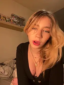 Snapshot of angeleyezlolita chatting on 02/08/25, 10:29 angeleyezlolita online show from 02/08/25, 10:29