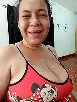 Snapshot of thefuckingowneroftits chatting on 10/15/25, 01:19 thefuckingowneroftits online show from 10/15/25, 01:19