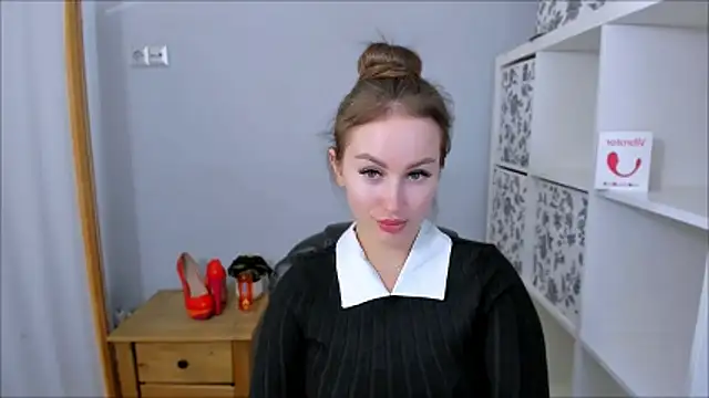 DonnaCam online show from 11/07/25, 03:49