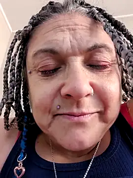 Snapshot of GsSpot69 chatting on 12/18/25, 05:17 GsSpot69 online show from 12/18/25, 05:17