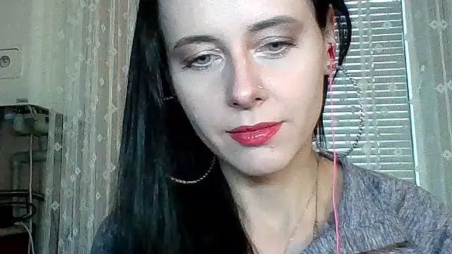 LuminousLady online show from 11/07/25, 12:42