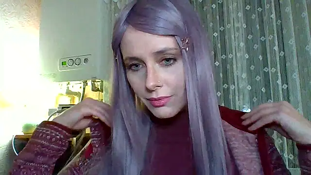 Snapshot of LuminousLady chatting on 02/19/25, 07:26 LuminousLady online show from 02/19/25, 07:26