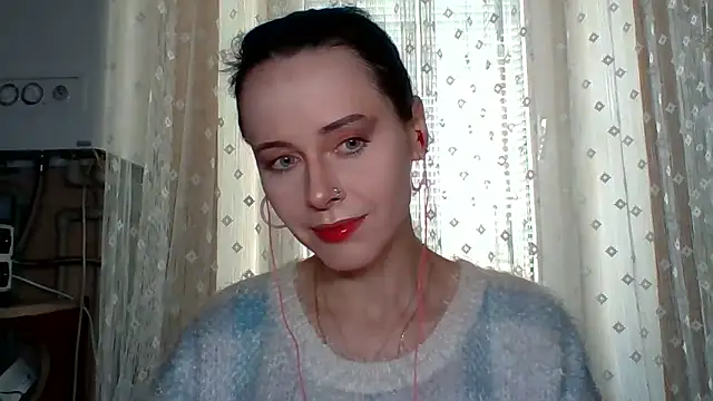 Snapshot of LuminousLady chatting on 09/18/25, 06:16 LuminousLady online show from 09/18/25, 06:16