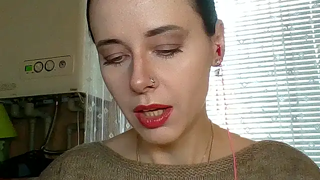 LuminousLady online show from 10/30/25, 10:13