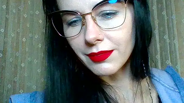 Snapshot of LuminousLady chatting on 03/20/25, 08:51 LuminousLady online show from 03/20/25, 08:51