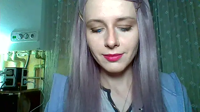 Snapshot of LuminousLady chatting on 03/09/25, 06:32 LuminousLady online show from 03/09/25, 06:32