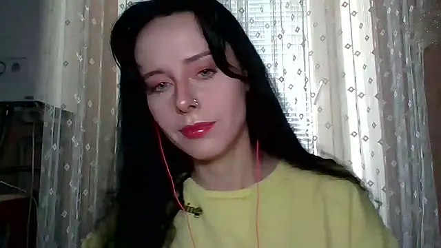Snapshot of LuminousLady chatting on 09/14/25, 05:41 LuminousLady online show from 09/14/25, 05:41