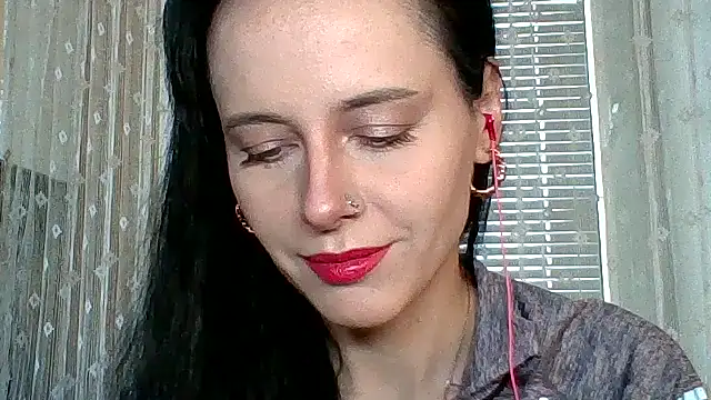 LuminousLady online show from 11/14/25, 12:31