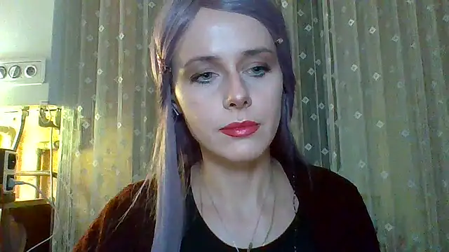 Snapshot of LuminousLady chatting on 03/04/25, 09:22 LuminousLady online show from 03/04/25, 09:22