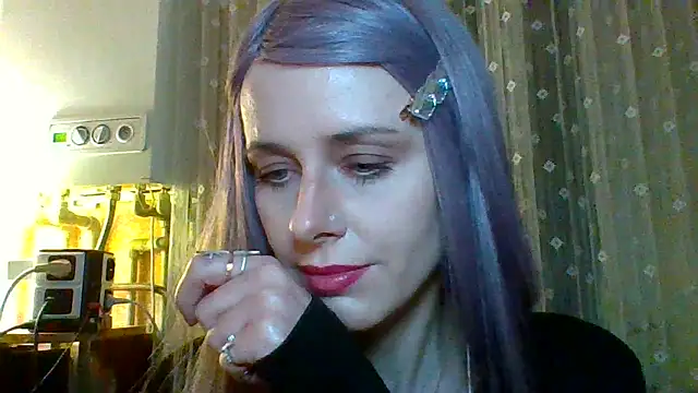 Snapshot of LuminousLady chatting on 02/26/25, 10:36 LuminousLady online show from 02/26/25, 10:36