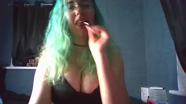 Snapshot of BunnieXO247 chatting on 10/10/25, 07:58 BunnieXO247 online show from 10/10/25, 07:58