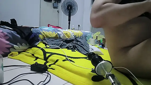 Raymond1308 online show from 11/19/25, 10:10