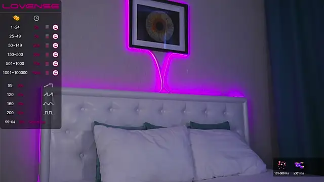 LeaCox  online show from 10/08/25, 08:05