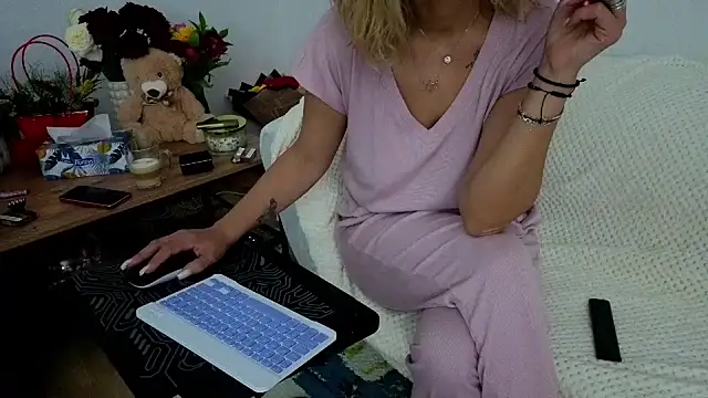 SweetAnia  online show from 03/07/26, 11:49