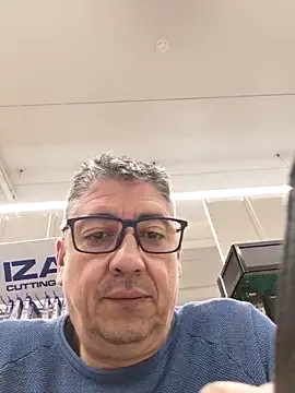 Fafas26 online show from 12/17/25, 07:57