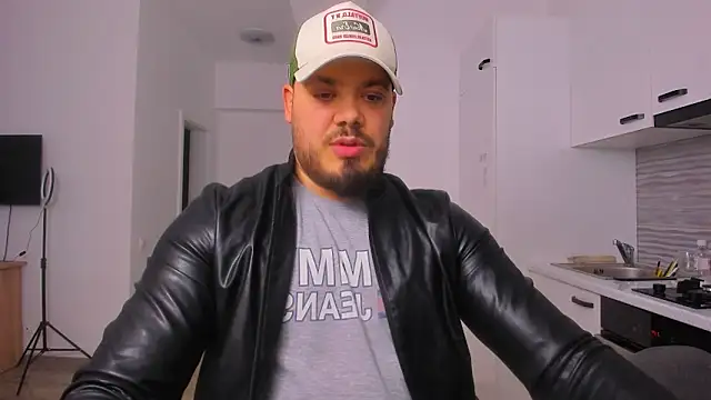 ZackMasterss online show from 12/22/25, 07:14