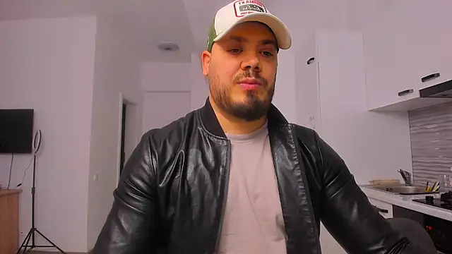 ZackMasterss online show from 12/21/25, 06:04