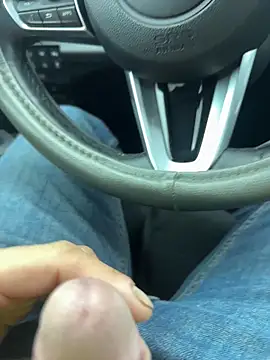 aleds17668 online show from 10/30/25, 06:49