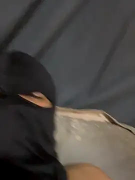 tunenarica22 online show from 11/01/25, 04:08