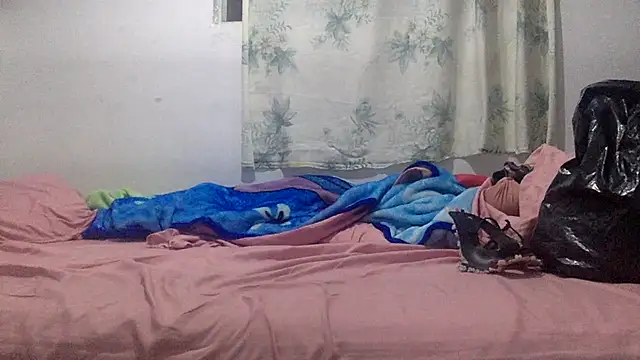 sharonlopez9611 online show from 09/25/25, 03:01