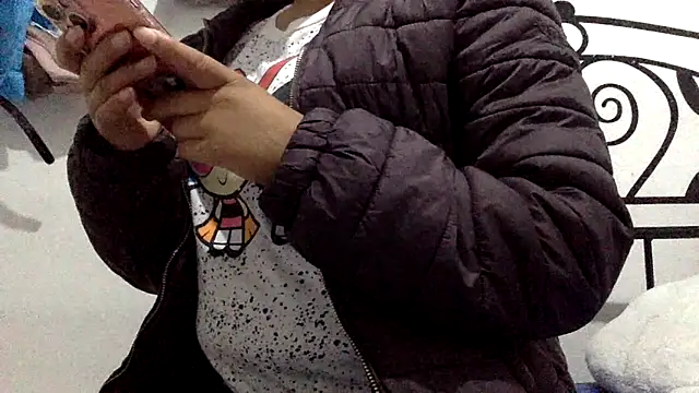 sharonlopez9611 online show from 04/08/26, 03:30