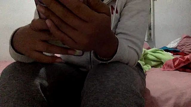 sharonlopez9611 online show from 10/30/25, 03:49