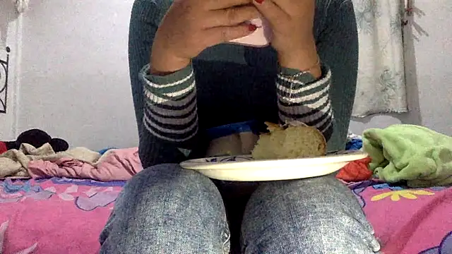 sharonlopez9611 online show from 01/06/26, 04:27