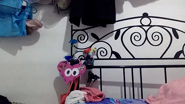 sharonlopez9611 online show from 03/25/26, 03:06