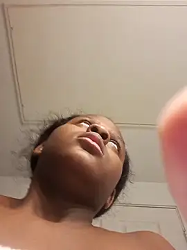 CocoaDoll22 online show from 11/27/25, 10:21