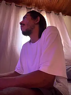 Mineirinho043 online show from 04/12/26, 03:15